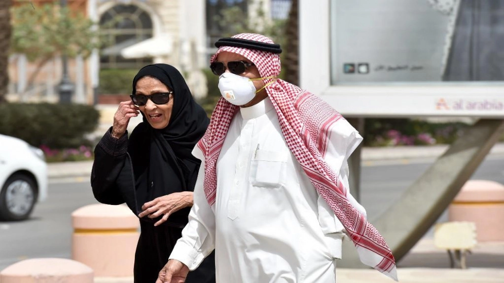 السعودية تعلق معظم الأنشطة الحكومية لمدة 16 يوما