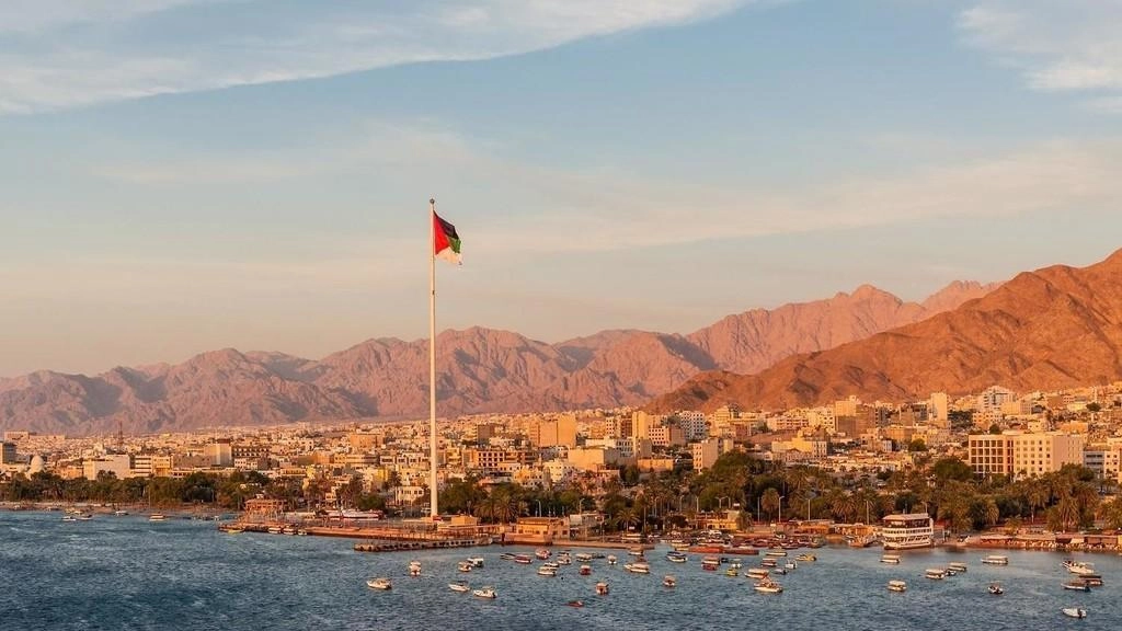 مطار العقبة تعامل مع 2500 مغادر قبل تعليق الرحلات الجوية