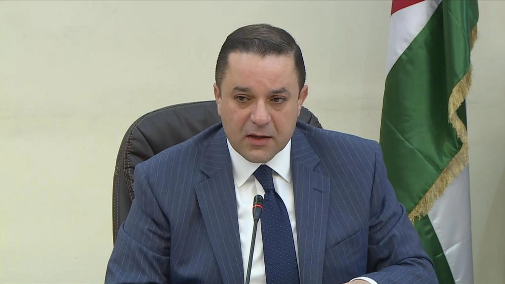 وزير المالية لـ "المملكة": بدء صرف الرواتب اليوم وغدا