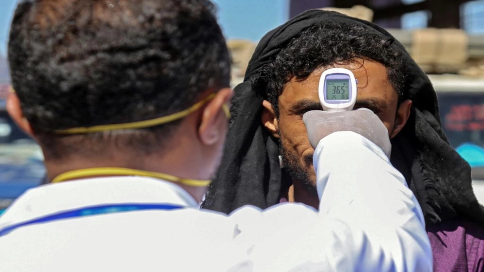 شح المياه في اليمن يحد من الوقاية من الفيروس
