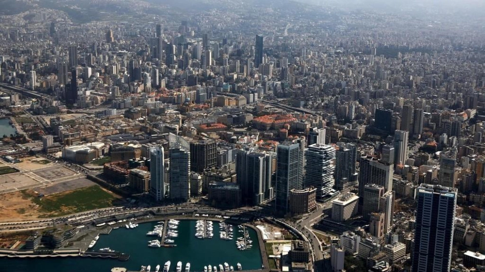 لبنان يواجه إعادة هيكلة ديون صعبة قد تستغرق عامين