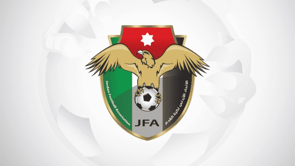 اتحاد كرة القدم يخفض رواتب الجهاز الفني للمنتخب