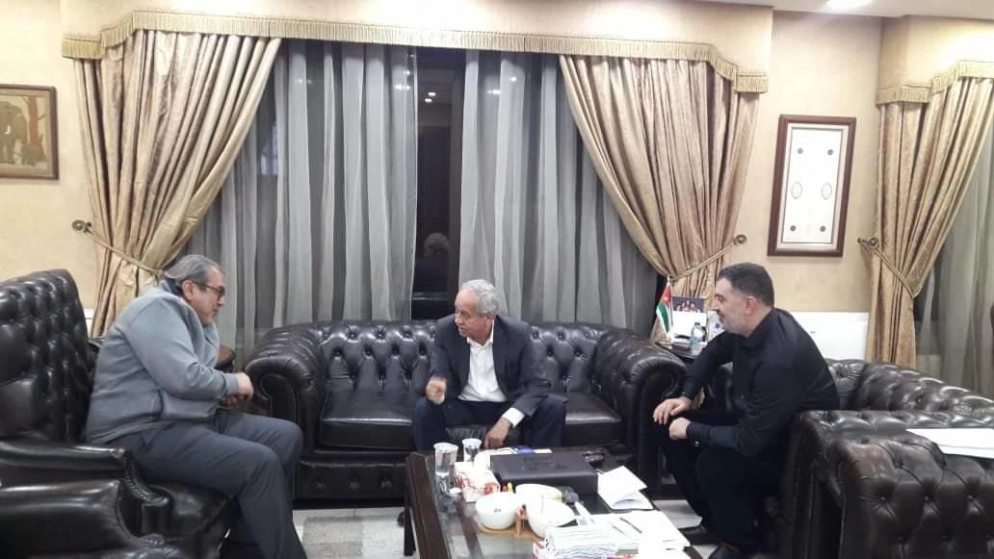 صناعة الأردن تطالب بالسماح بعمل المنشآت الصناعية