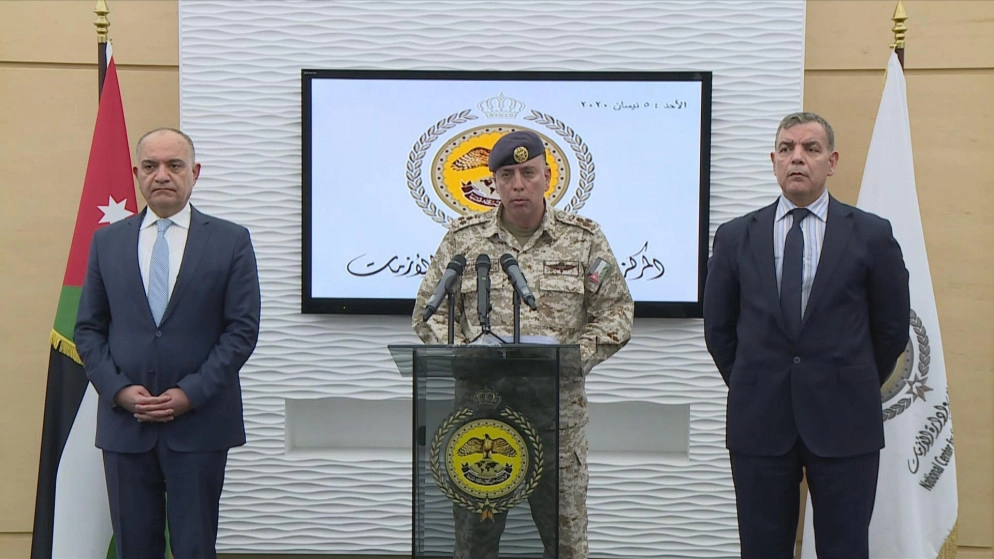 عزل حي المرقب في ماركا عن المناطق المحيطة به