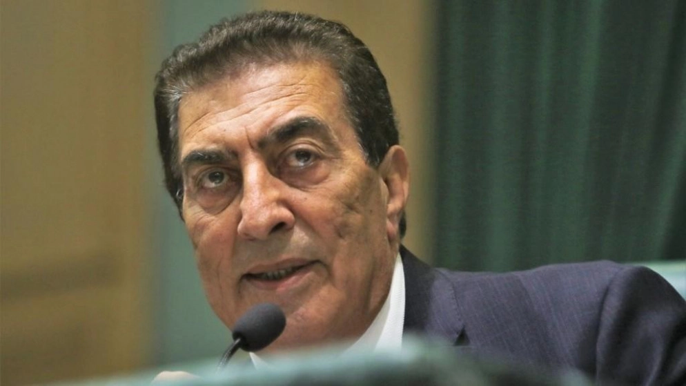 رئيس مجلس النواب يدعو النواب للالتزام بقانون الدفاع