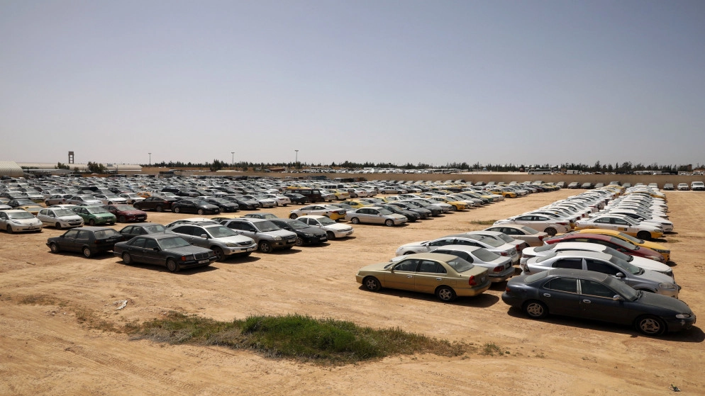 ضبط 11 مركبة بعد خرق حظر التجول الشامل في يومين في الزرقاء