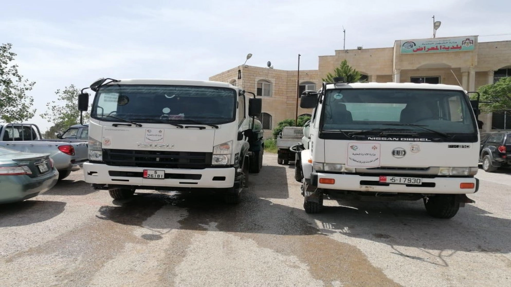 بدء أعمال رش وتعقيم في بلدية المعراض في جرش