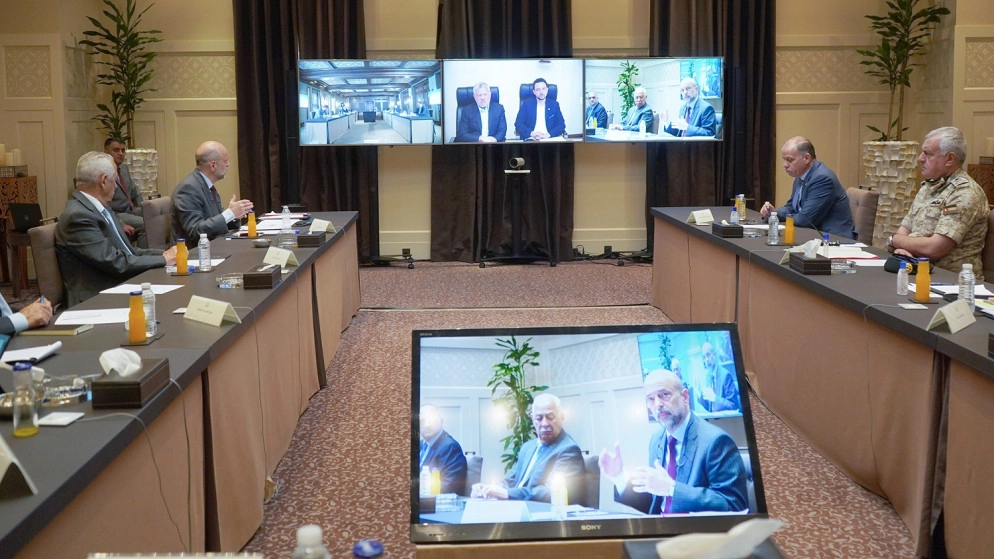 الملك يوجه إلى اتخاذ الإجراءات الكفيلة بالتخفيف عن المواطنين في رمضان 