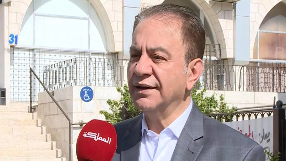 بدء استقبال المرضى في العيادات الطبية