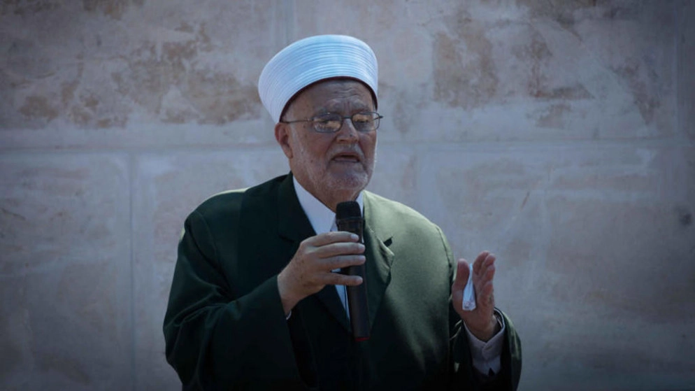 قوات الاحتلال الإسرائيلي تقتحم منزل خطيب المسجد الأقصى