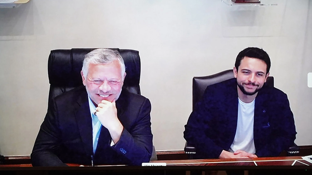 الملك يحيّي جهود متطوعين على مبادراتهم الخيرية والإنسانية