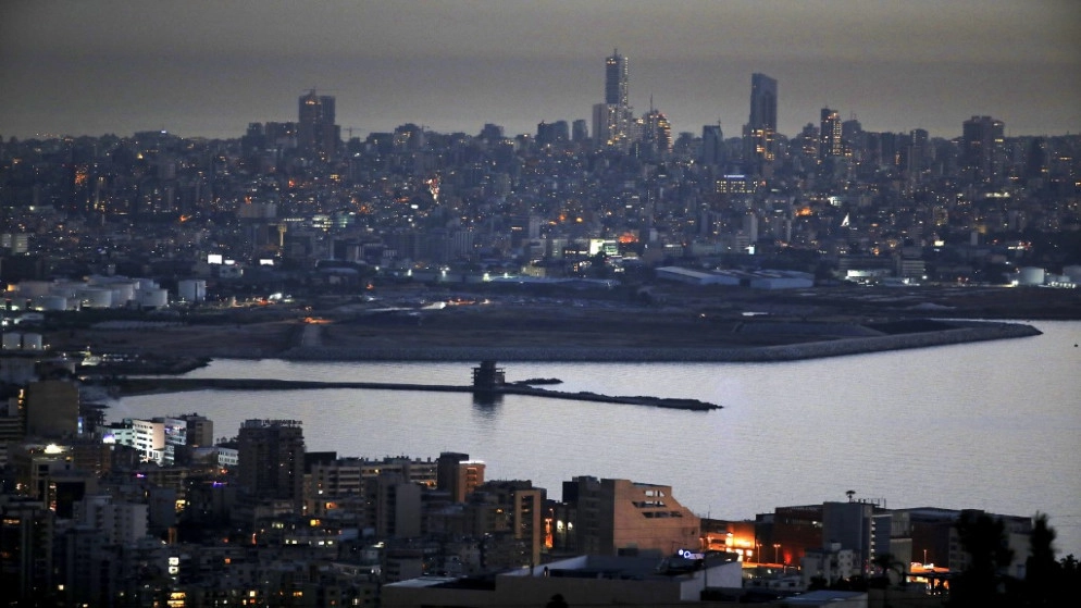 لبنان يفرض إغلاقا على أكثر من 100 منطقة بسبب تزايد الإصابات بالفيروس
