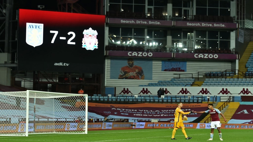 أستون فيلا يسحق ليفربول حامل اللقب 7-2