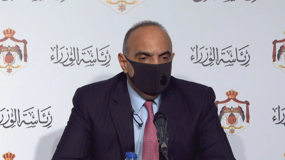 الخصاونة يعود فتى الزرقاء ويقول إن الجريمة هزت وجدان كل أردني