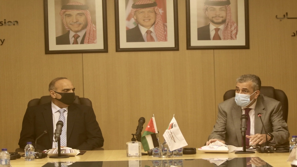 رئيس الوزراء يؤكد دعم وإسناد الحكومة لعمل الهيئة المستقلة للانتخاب