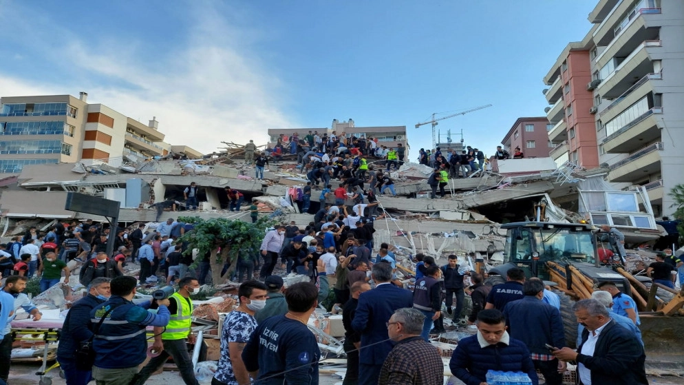 وزارة الخارجية تتابع أوضاع الأردنيين في أزمير بعد وقوع زلزال