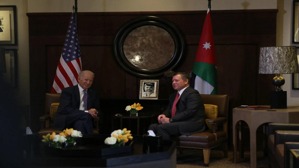 الملك يهنئ بايدن بانتخابه رئيسا للولايات المتحدة