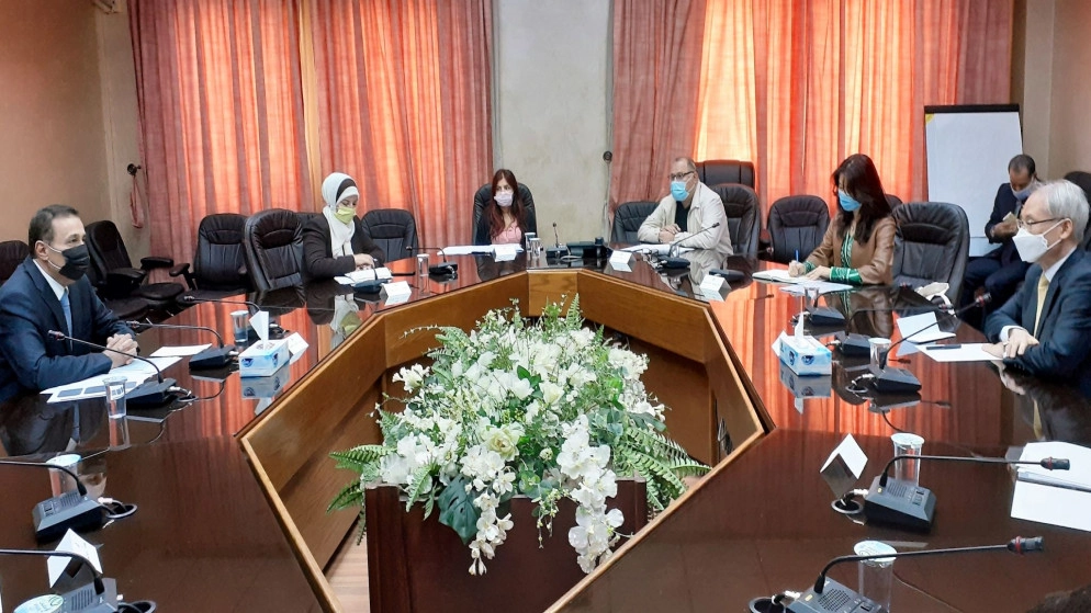 وزير التربية يعرض للسفير الكوري تجربة الأردن في التعليم عن بُعد