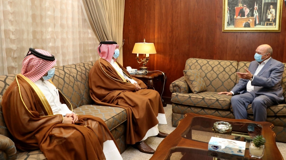 رئيس مجلس الأعيان يؤكد حرص الأردن على تعزيز علاقاته مع قطر