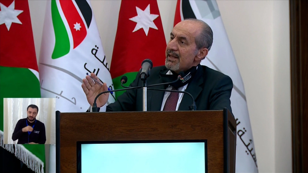 إحالة 5 قضايا إلى الادعاء العام بشبهة المال الأسود