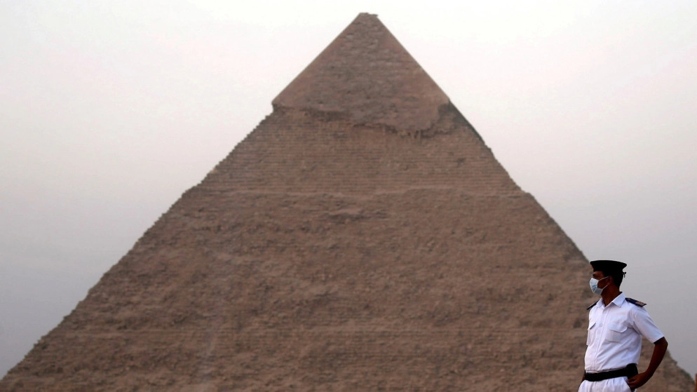 13 وفاة و351 إصابة جديدة بالفيروس في مصر