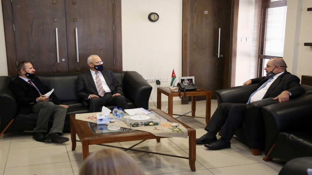 "الاقتصاد الرقمي" و"المهندسين" تبحثان تدريب حديثي التخرج