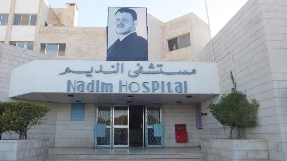 الاعتداء على كادر طبي في مستشفى النديم الحكومي وتحطيم معدات داخله
