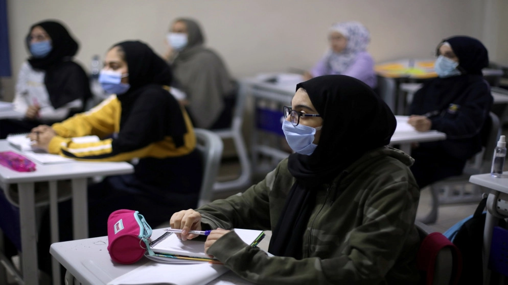 وزارة التربية: الطلبة المصابون بكورونا لن يقدموا امتحان التوجيهي التكميلي