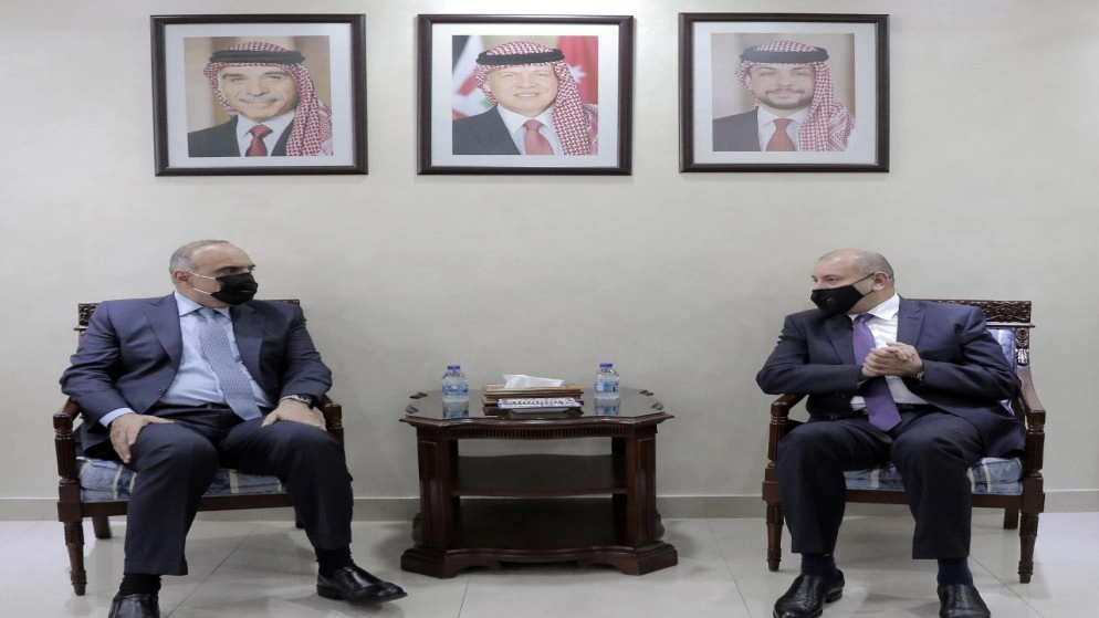 الخصاونة: الحكومة ملتزمة بالتعاون مع مجلس النواب