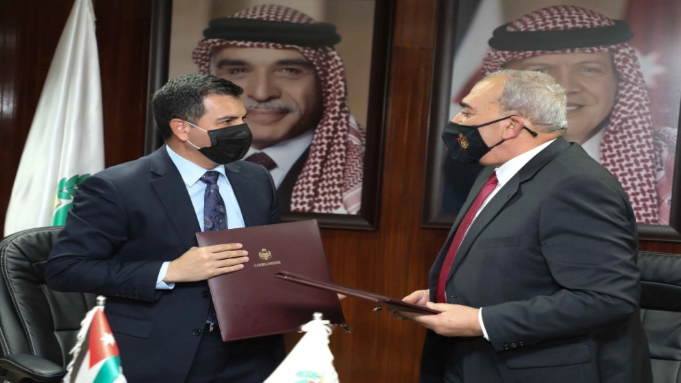 "المياه والري"  تجدد اتفاقية شراء خدمات الأمن والحماية لمرافق المياه