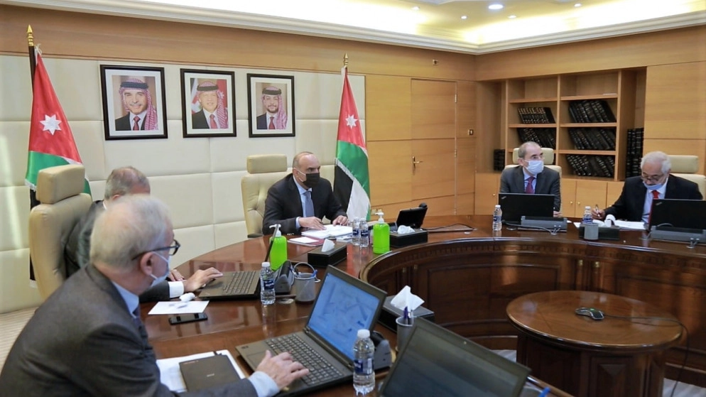 إعفاء 80% من الغرامات المترتّبة على عدم تجديد تصاريح العمل لمن يرغب البقاء في الأردن