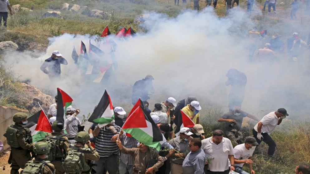 إصابة 3 فلسطينيين برصاص قوات الاحتلال الإسرائيلي