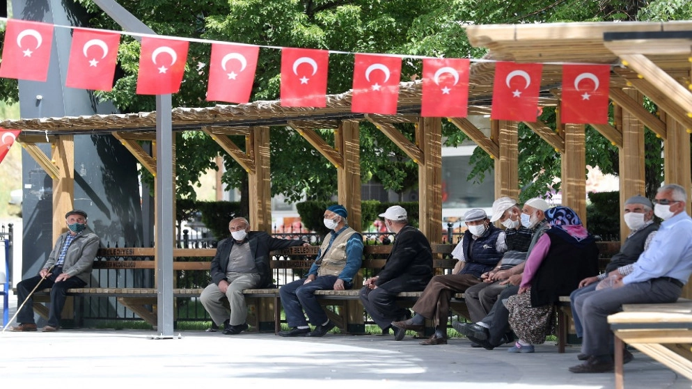 أردوغان يعلن حظر التجول في تركيا طيلة أيام عيد الفطر