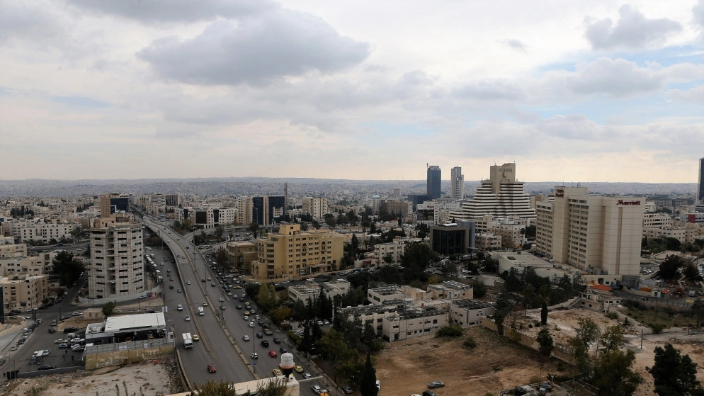 الحكومة ستطرح مشاريع بقيمة 345 مليون دينار تنفذ في 2021