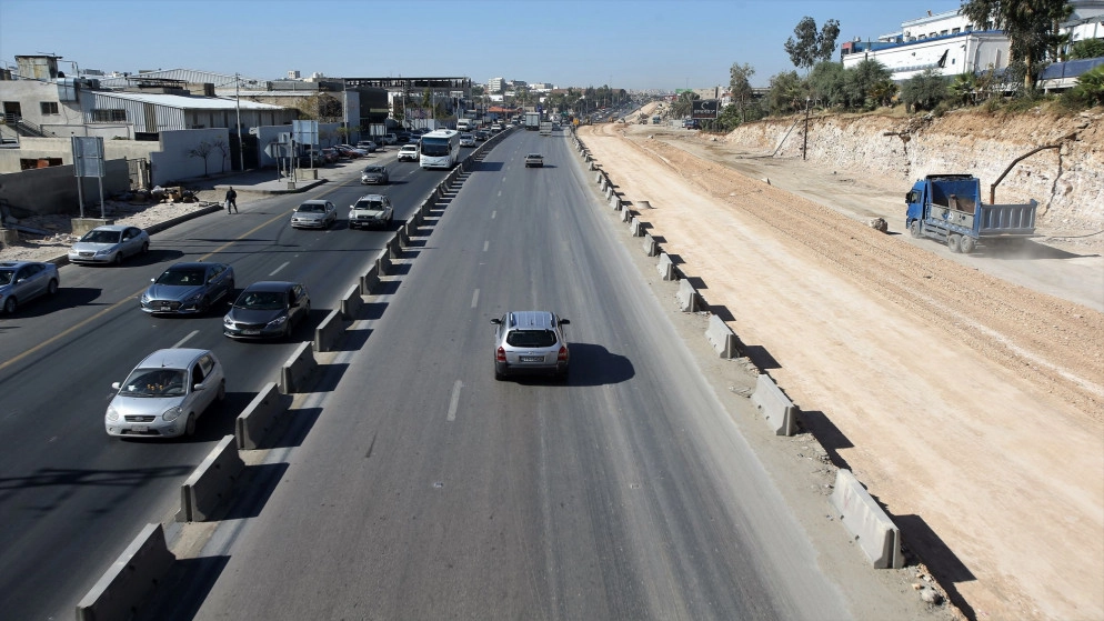 140 مليون دينار كلفة مشروع باص عمان-الزرقاء السريع