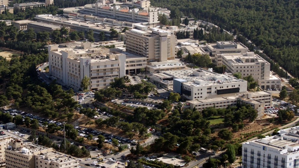ألف مراجع للعيادات الخارجية في مستشفى الجامعة الأحد