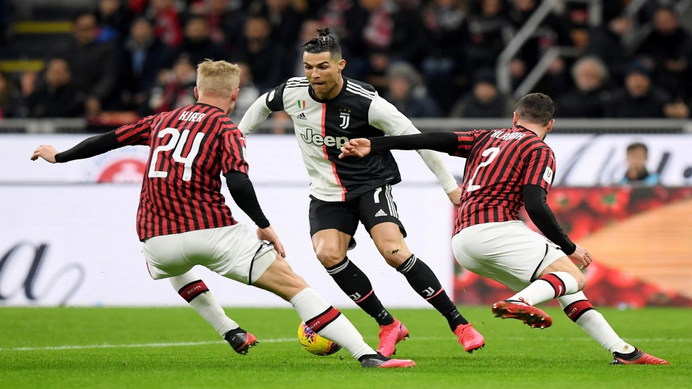 الاتحاد الإيطالي يوافق على 5 تبديلات عند استئناف الدوري