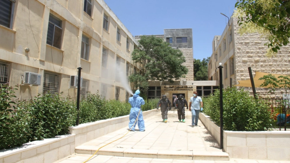 ألفا عينة سحبت من مكان عمل وسكن عاملة في جامعة البلقاء مصابة بكورونا