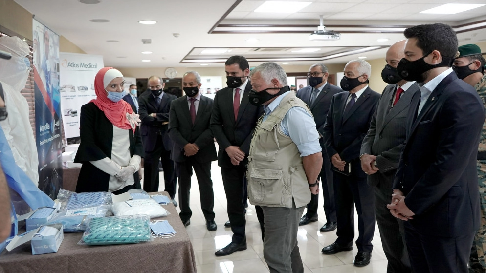 الملك يشيد بالصناعات المحلية ويدعو إلى زيادة إنتاجها