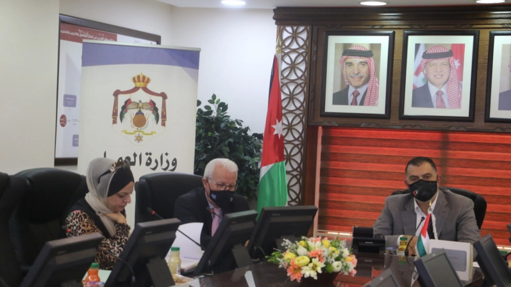 لجنة لمراجعة نظام التعيين على الوظائف القيادية