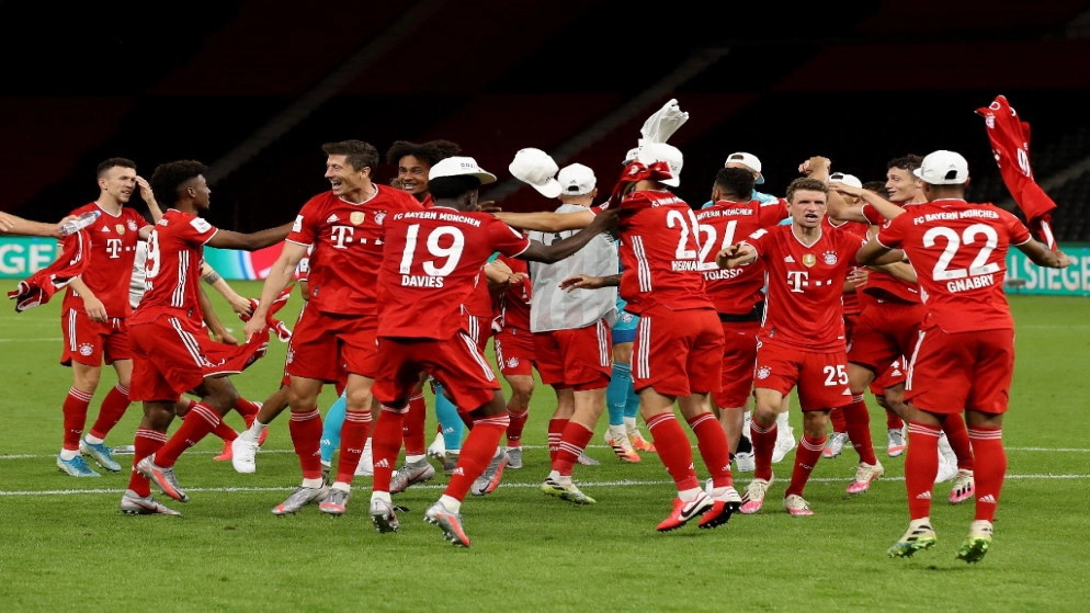 بايرن ميونيخ يحرز لقبه الـ20 بفوزه 4-2 على باير ليفركوزن