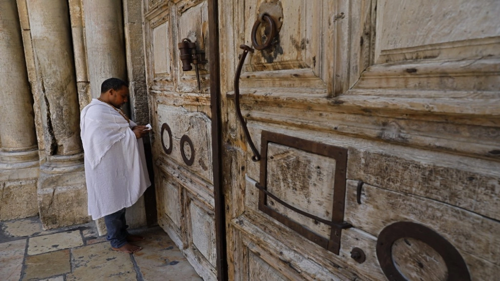 إغلاق كنيسة القيامة مجددا بسبب ارتفاع الإصابات بكورونا