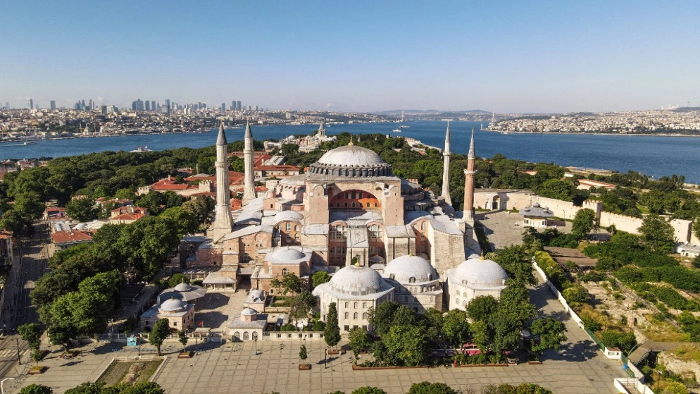 أردوغان: آيا صوفيا سيظل مفتوحا للمسلمين والمسيحيين وكل الأجانب