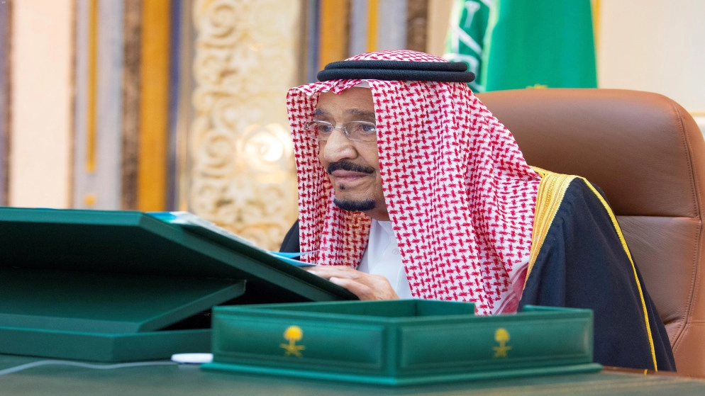 الملك سلمان يخضع لجراحة "ناجحة" لإزالة المرارة