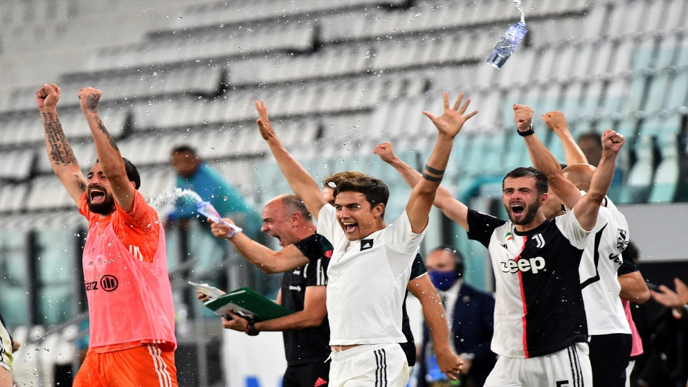 يوفنتوس يحتفظ بلقب الدوري الإيطالي للمرة التاسعة تواليا