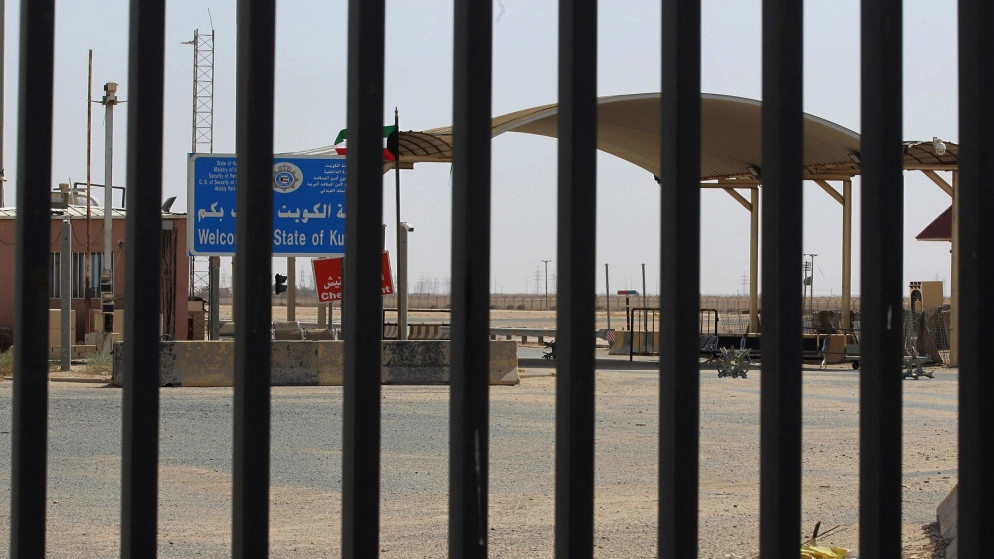 الكويت تسمح للمواطنين والمقيمين بالسفر منها وإليها
