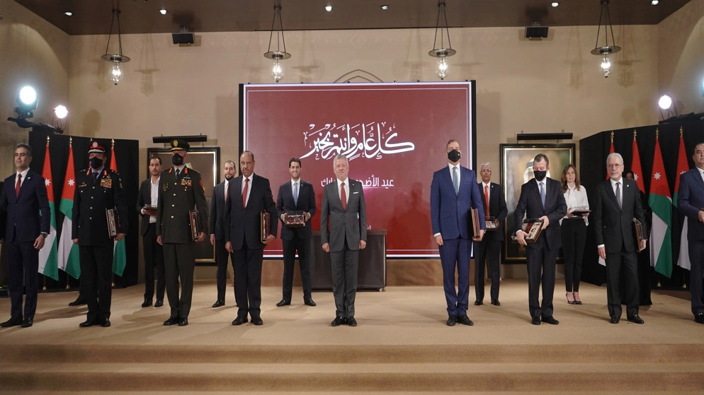 الملك يكرّم بأوسمة ملكية مؤسسات وأفراداً قاموا بجهود متميزة في مواجهة "كورونا"