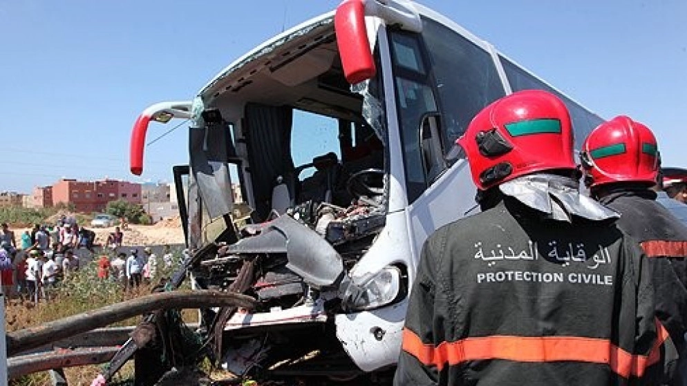 مصرع 12 شخصا وإصابة 36 بانقلاب حافلة مسافرين بالمغرب