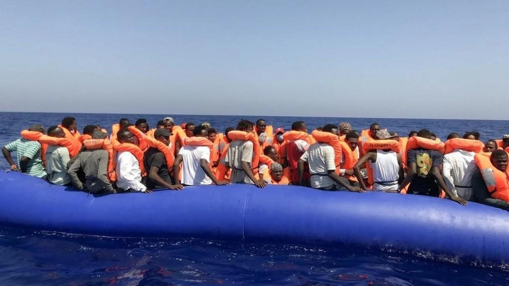 غرق 27 مهاجرا قبالة ساحل موريتانيا بعد تعطل قاربهم