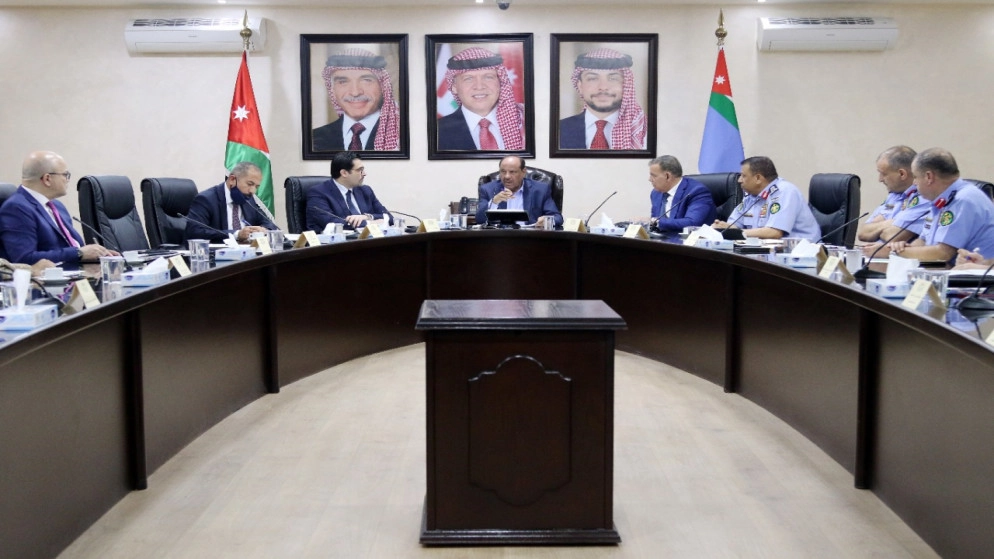 وزير الداخلية: عودة المغتربين بمركباتهم الخاصة ما زالت موقوفة